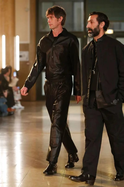 Look 37
